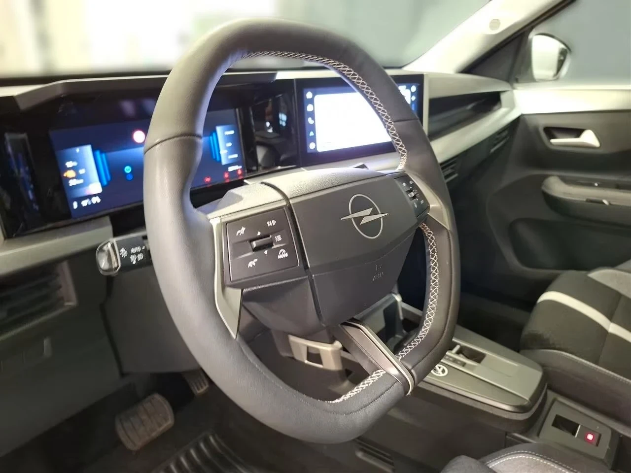 Opel Frontera ������������ GS-Edition Heated Seats/Wh Blind Spot | Mobile.bg � ����������� 8