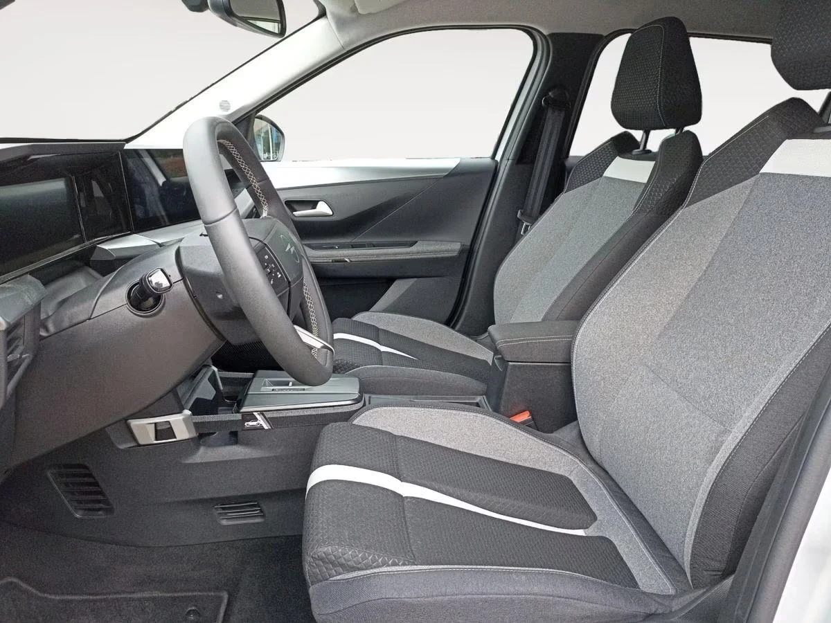 Opel Frontera ЕЛЕКТРИЧЕСКИ GS-Edition Heated Seats/Wh Blind Spot, снимка 8 - Автомобили и джипове - 55195624