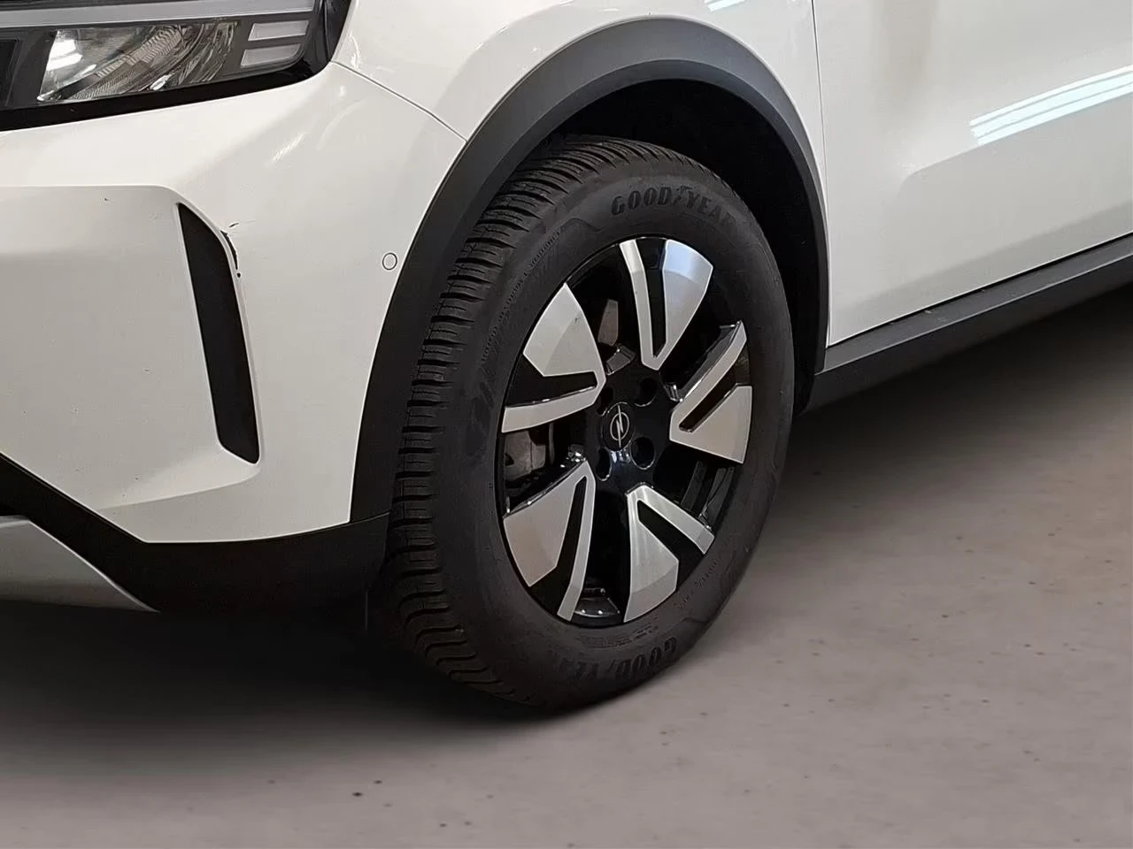 Opel Frontera ������������ GS-Edition Heated Seats/Wh Blind Spot | Mobile.bg � ����������� 10