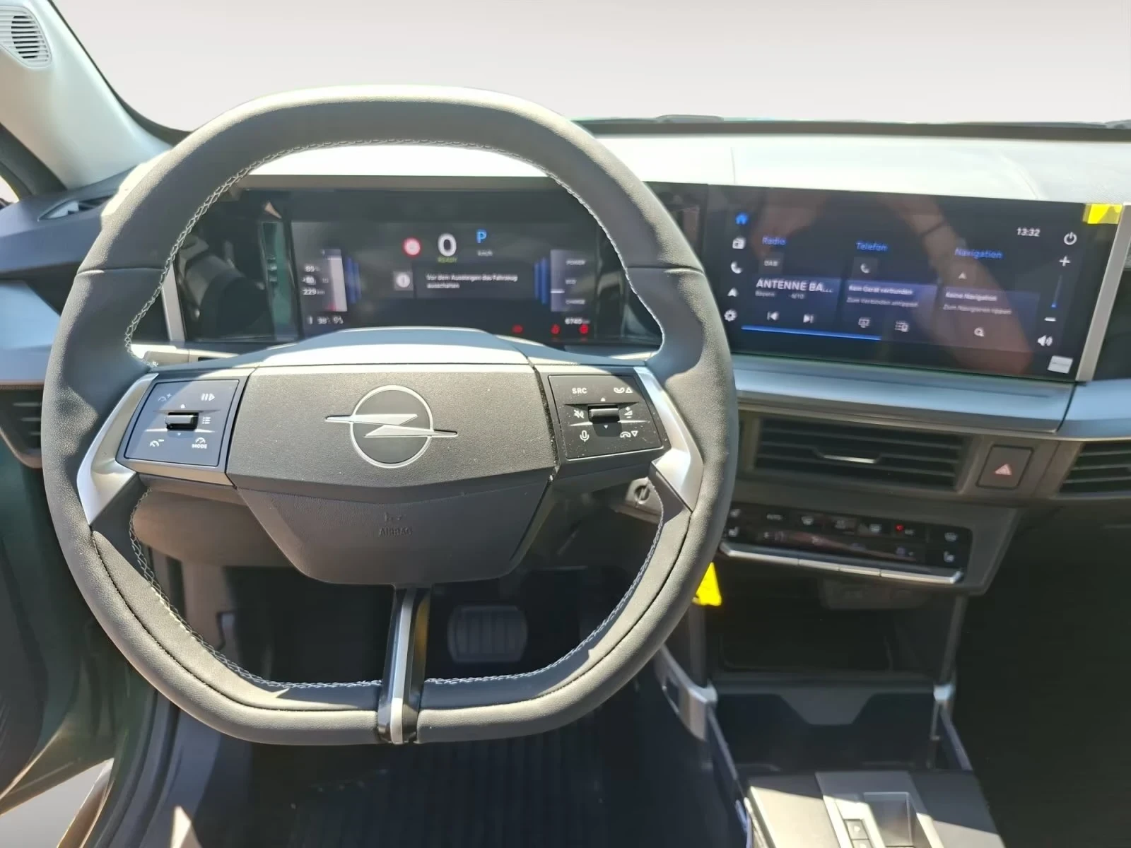 Opel Frontera ЕЛЕКТРИЧЕСКИ GS-Edition Heated Seats/Wh Blind Spot, снимка 12 - Автомобили и джипове - 55018861