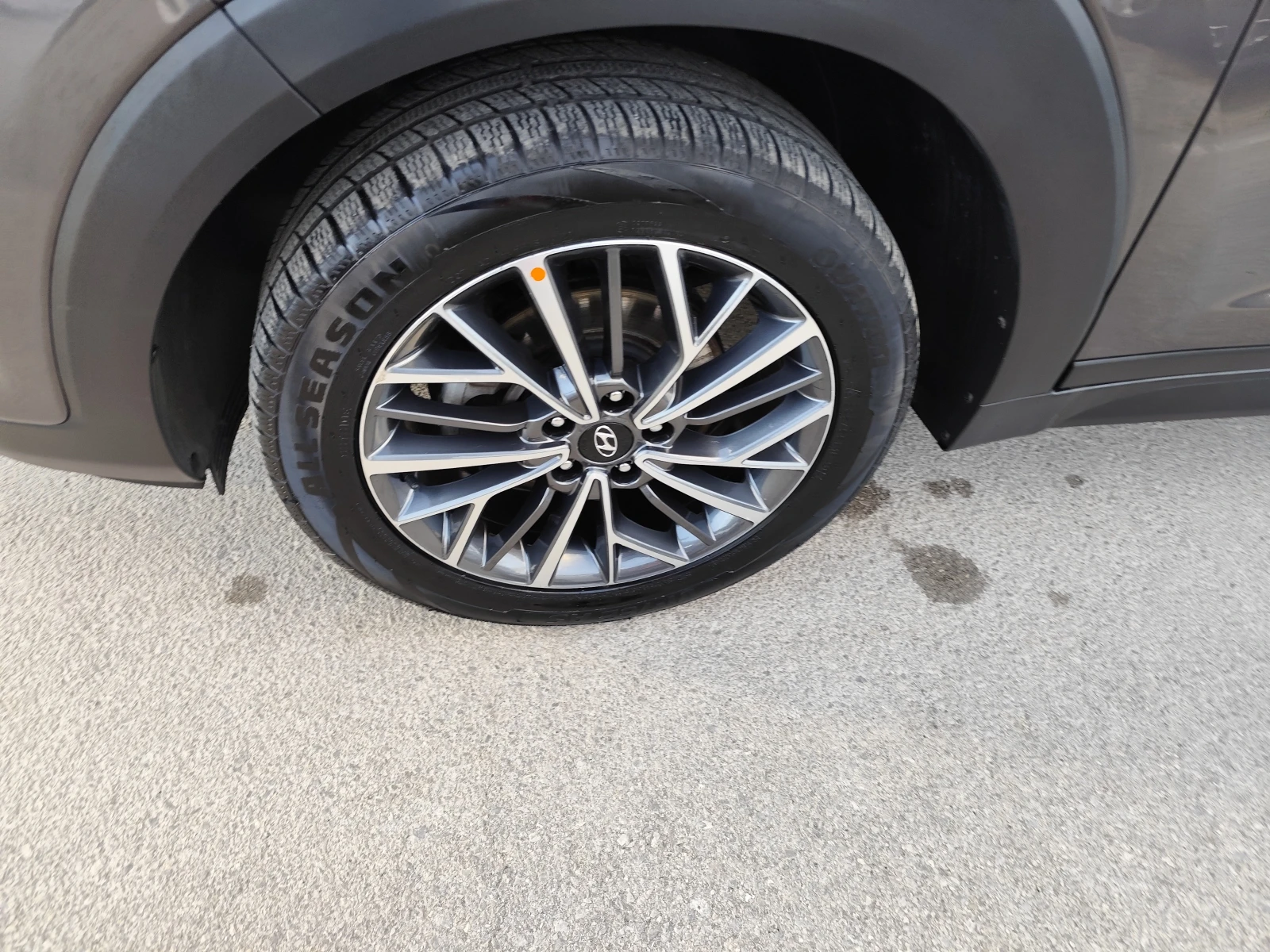 Hyundai Tucson 1.6CRDi* EURO6D* LED* NAVI* CAMERA* , снимка 15 - Автомобили и джипове - 54030620