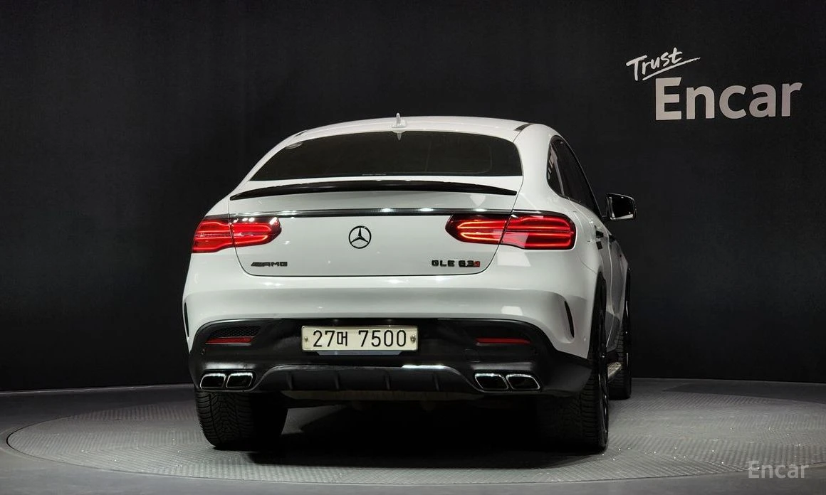 Mercedes-Benz GLE 63 S AMG * COUPE* 4MATIC* HARMAN* KARDON* КАМЕРИ* 360* ОБДУ, снимка 4 - Автомобили и джипове - 54127170