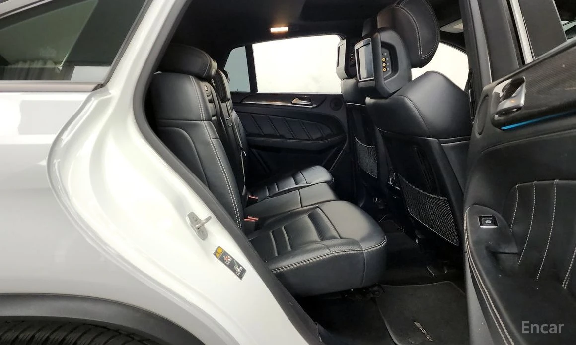 Mercedes-Benz GLE 63 S AMG * COUPE* 4MATIC* HARMAN* KARDON* КАМЕРИ* 360* ОБДУ, снимка 10 - Автомобили и джипове - 54127170