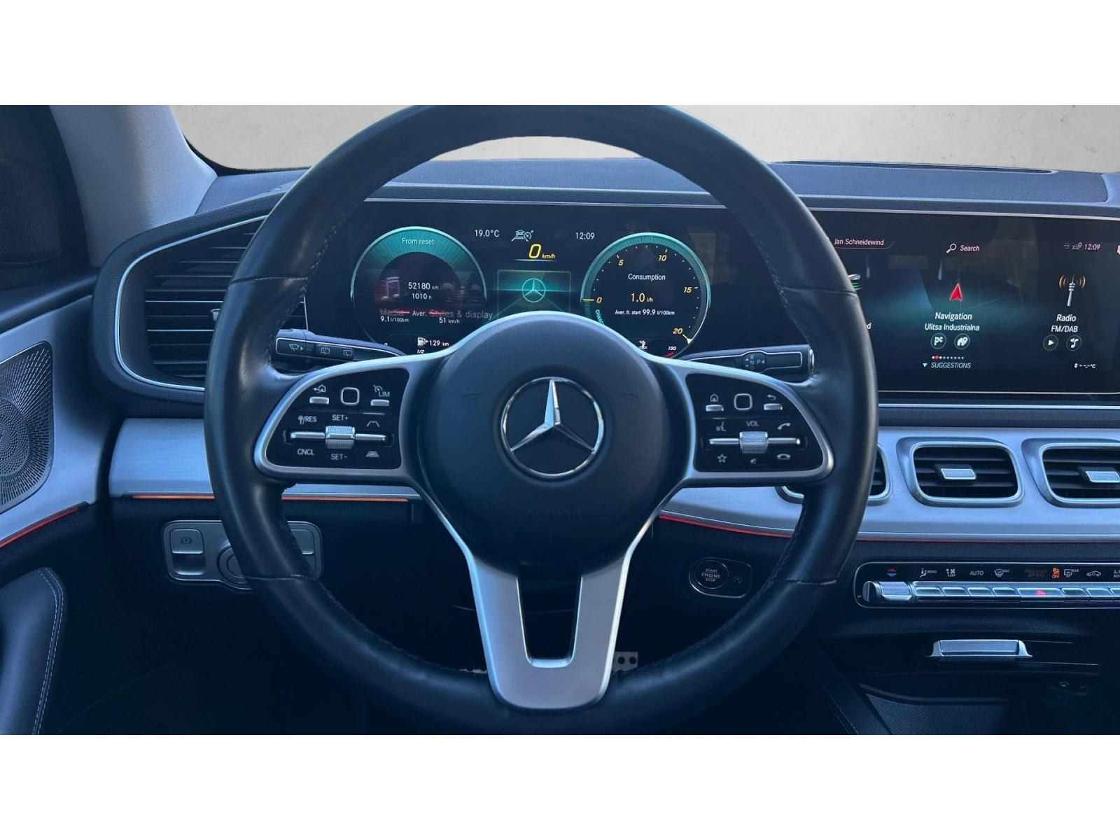 Mercedes-Benz GLE 400 400d, AMG, Pano, Night, Месечна вноска от 767  , снимка 13 - Автомобили и джипове - 54760930