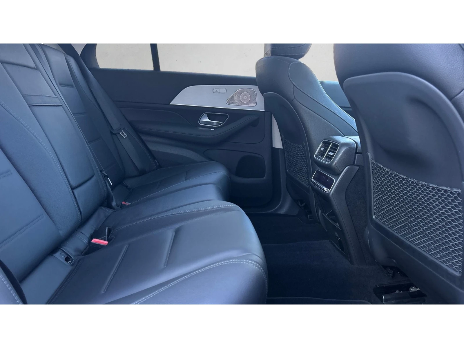 Mercedes-Benz GLE 400 400d, AMG, Pano, Night, Месечна вноска от 767  , снимка 7 - Автомобили и джипове - 54760930