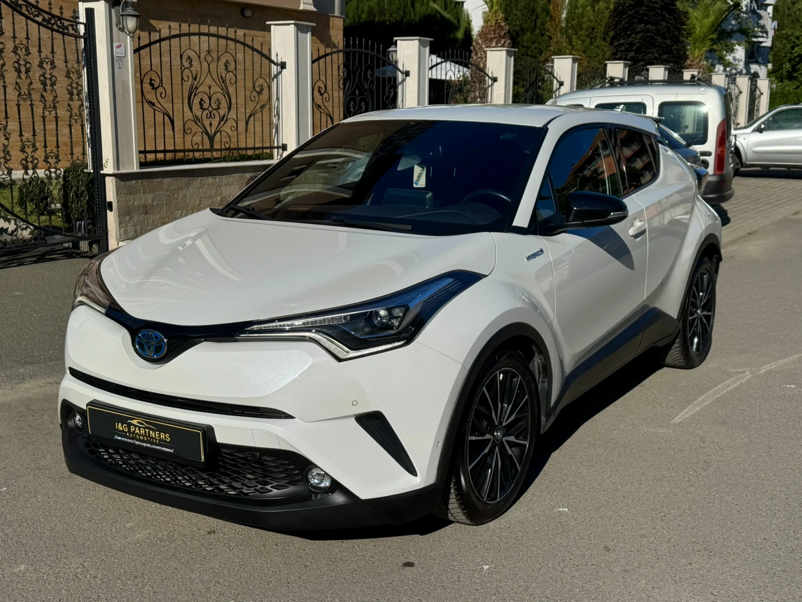 Toyota C-HR 1.8 Hybrid Lounge