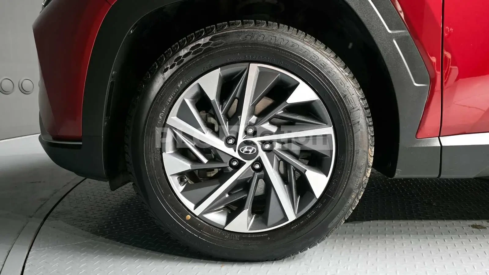 Hyundai Tucson Hybrid| КАМЕРА| ПОДГРЕВ| ВКЛ.ТЕХНОТЕСТ, снимка 17 - Автомобили и джипове - 54945389