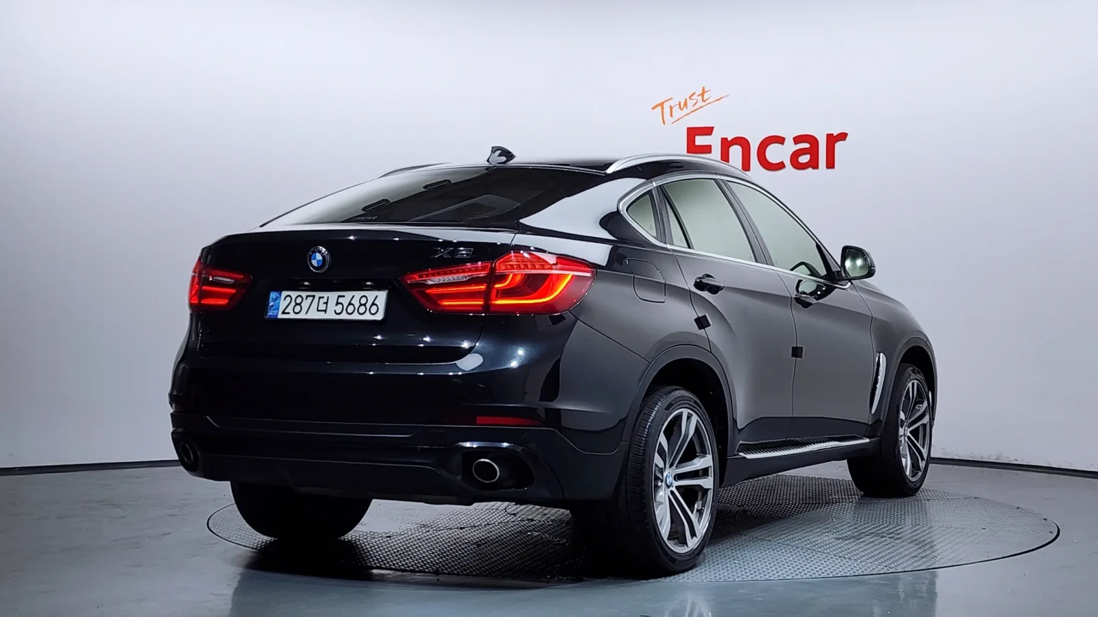 BMW X6 XDRIVE 30D !!УНИКАТ!! #ПЪЛНО ОБОРУДВАНЕ# !ПАНОРАМА, снимка 2 - Автомобили и джипове - 55054829