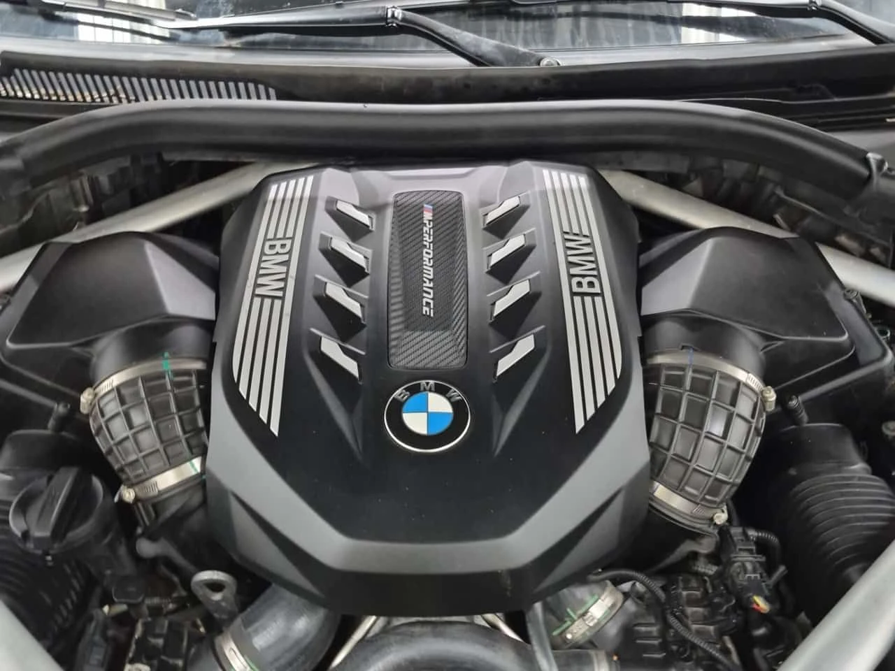 BMW X7 * M50i * ДИСТРОНИК * ОБДУХВАНЕ * HEAD-UP * H/K, снимка 12 - Автомобили и джипове - 55213851