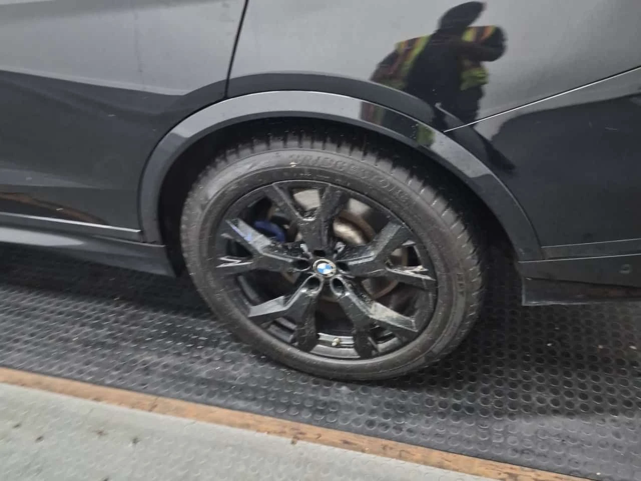 BMW X7 * M50i * ДИСТРОНИК * ОБДУХВАНЕ * HEAD-UP * H/K, снимка 7 - Автомобили и джипове - 55213851