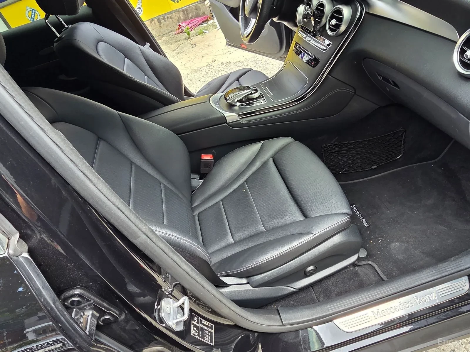Mercedes-Benz GLC 300, снимка 17 - Автомобили и джипове - 55282688