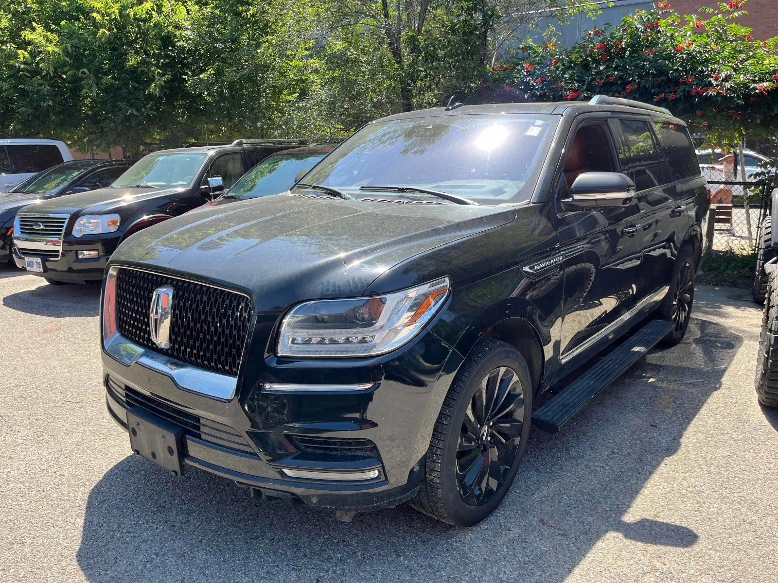 Lincoln Navigator Reserve* CARFAX* ОБДУХВАНЕ* АВТОКРЕДИТ* , снимка 12 - Автомобили и джипове - 56114667