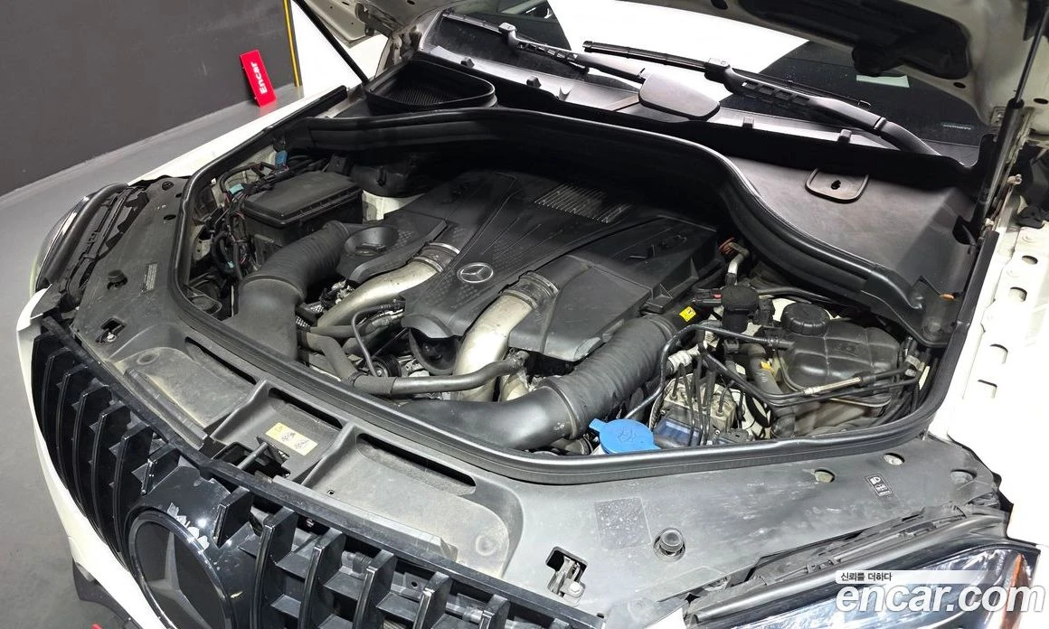 Mercedes-Benz GLS GLS500 4MATIC, снимка 6 - Автомобили и джипове - 56122324