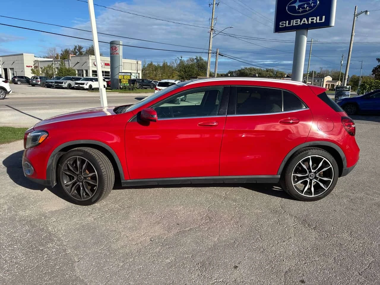 Mercedes-Benz GLA 250 * АВТОКРЕДИТ * ГЛАВНО ПРЕДСТАВИТЕЛСТВО, снимка 3 - Автомобили и джипове - 56164625