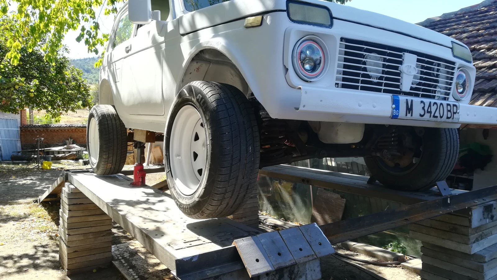 Lada Niva, снимка 5 - Автомобили и джипове - 56347984