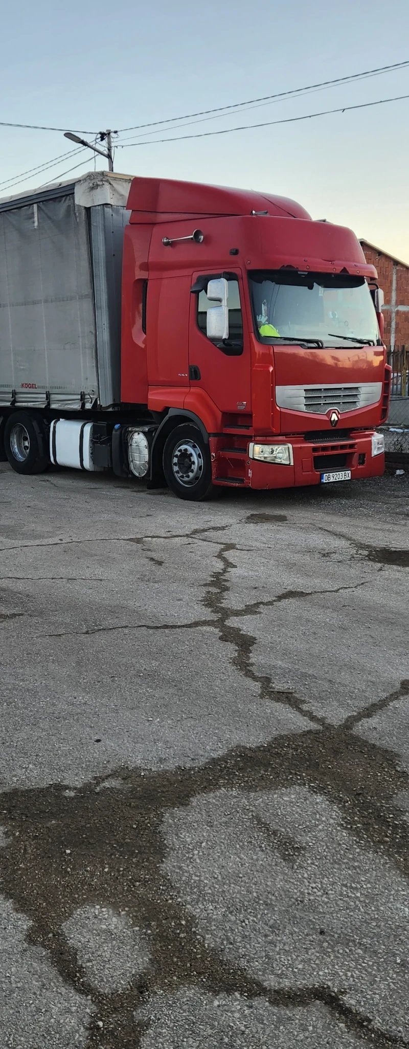 Renault Premium, снимка 4 - Камиони - 48522575