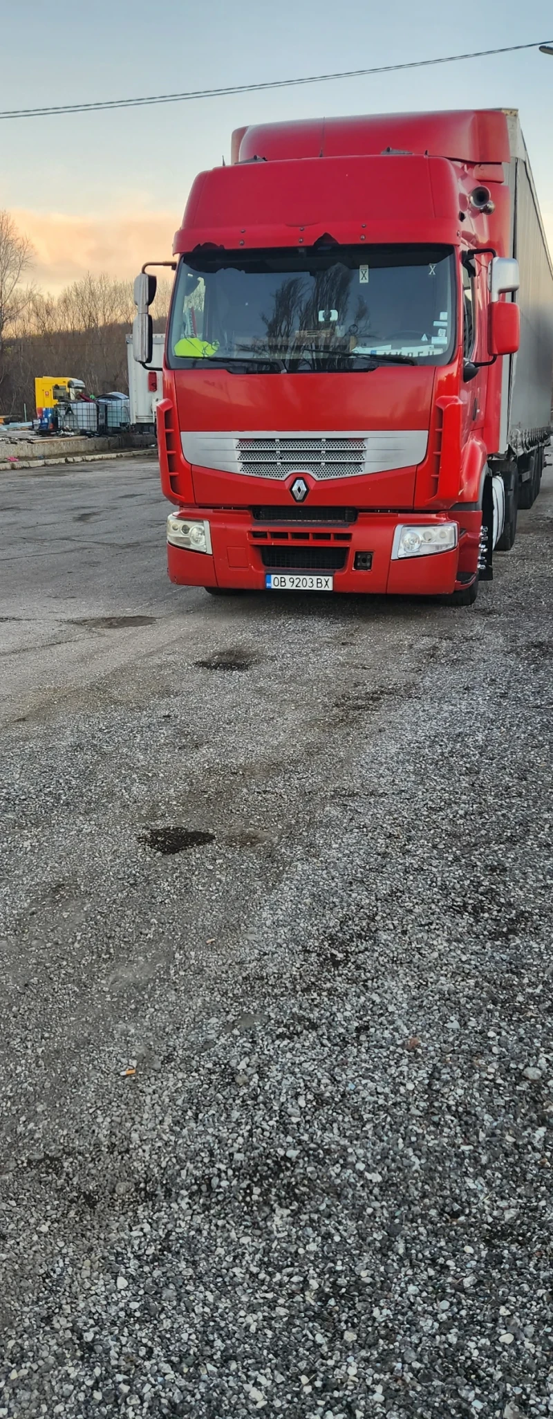 Renault Premium, снимка 3 - Камиони - 48522575