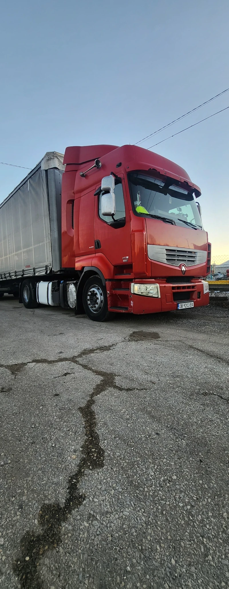 Renault Premium, снимка 1 - Камиони - 48522575