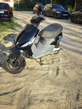 Обява за продажба на Piaggio Zip 125 ~ 950 лв. - изображение 1