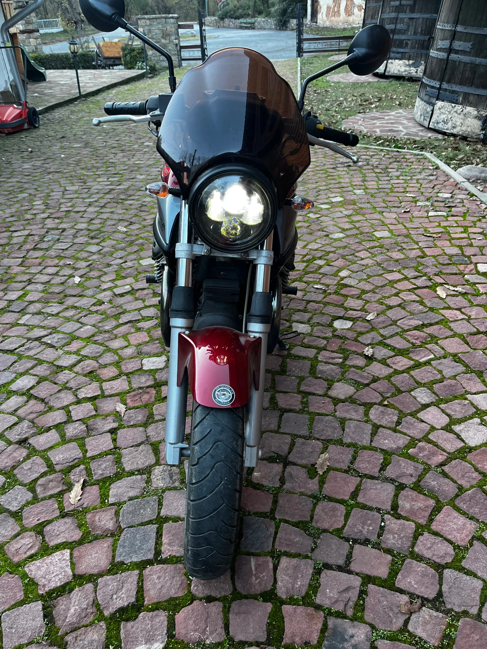 Moto Guzzi Breva  - изображение 6