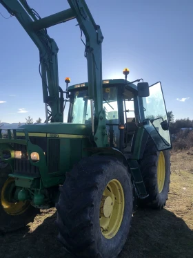      John Deere 6910