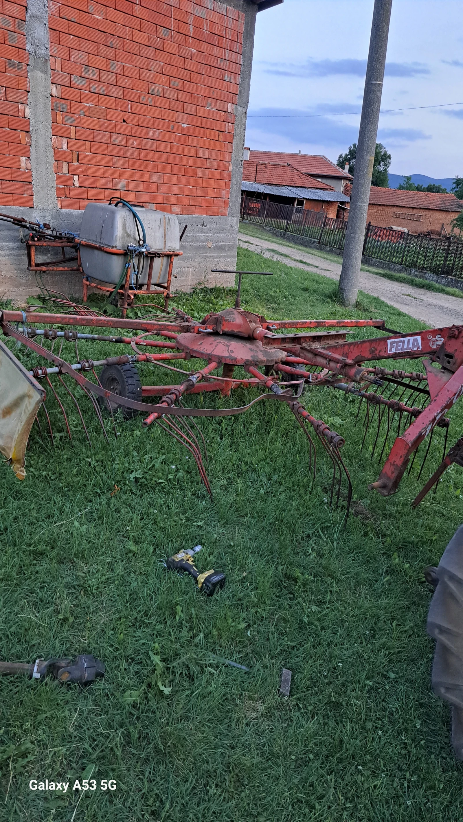 Сенообръщачка Fella 380 - изображение 5