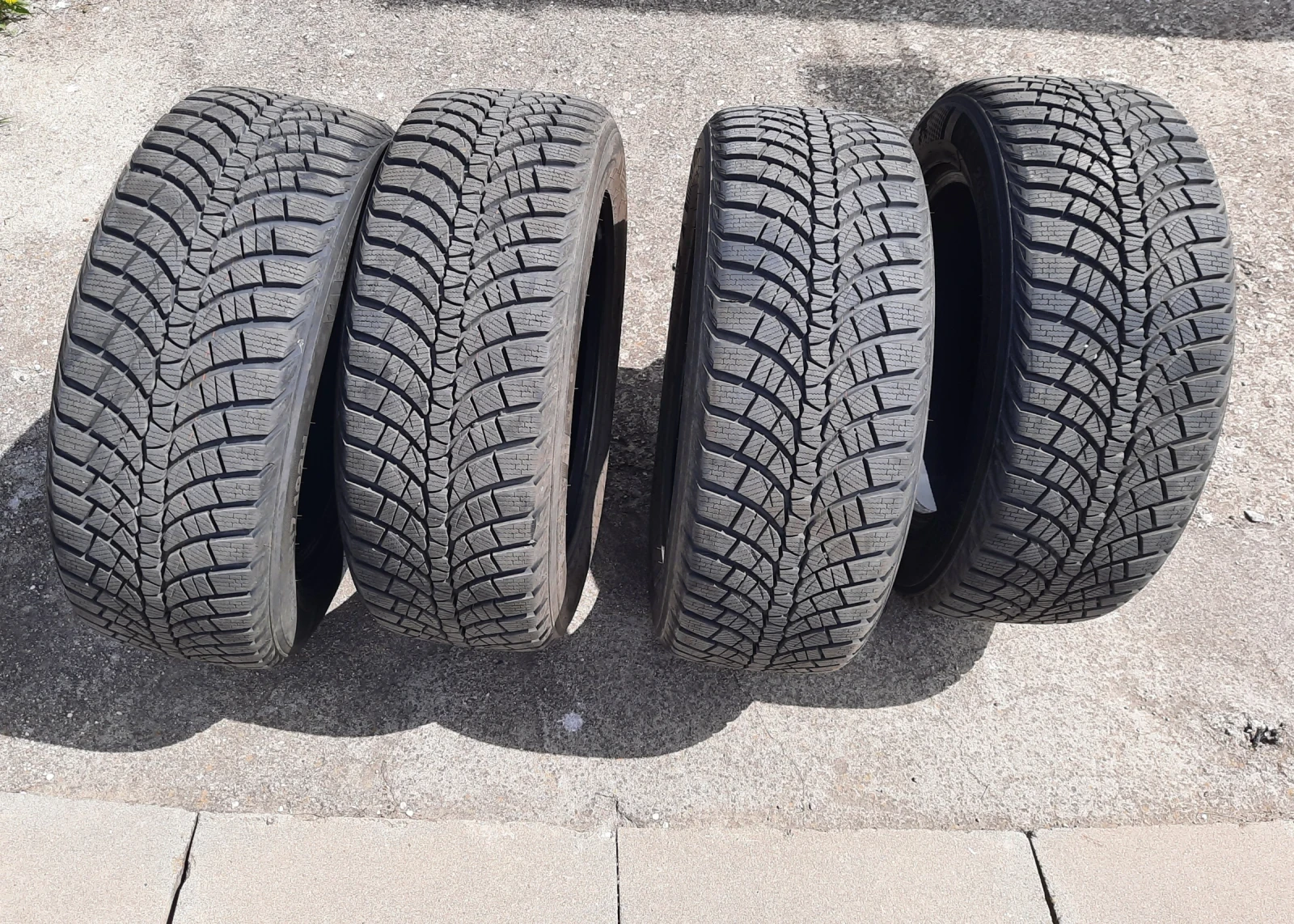 Гуми Зимни 245/55R17