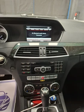 Mercedes-Benz C 300, снимка 9