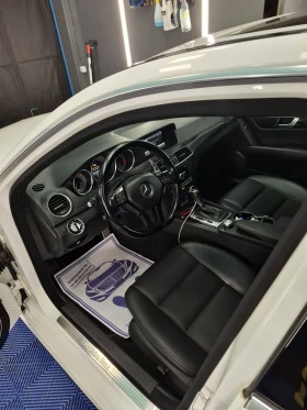 Mercedes-Benz C 300, снимка 6