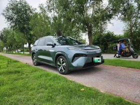 BYD Tang DM 215KM LiDAR Flagship | 7 места, снимка 2
