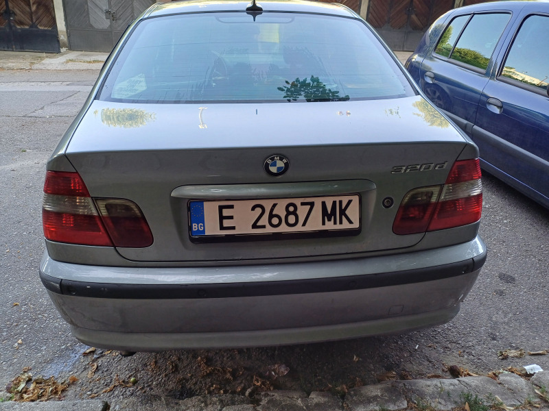 BMW 320, снимка 16 - Автомобили и джипове - 46370728