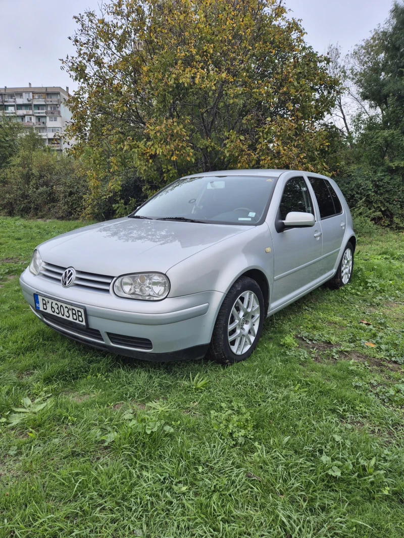 VW Golf 1.6 SR, снимка 1 - Автомобили и джипове - 47556834