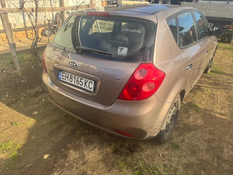 Kia Ceed, снимка 2 - Автомобили и джипове - 48322164