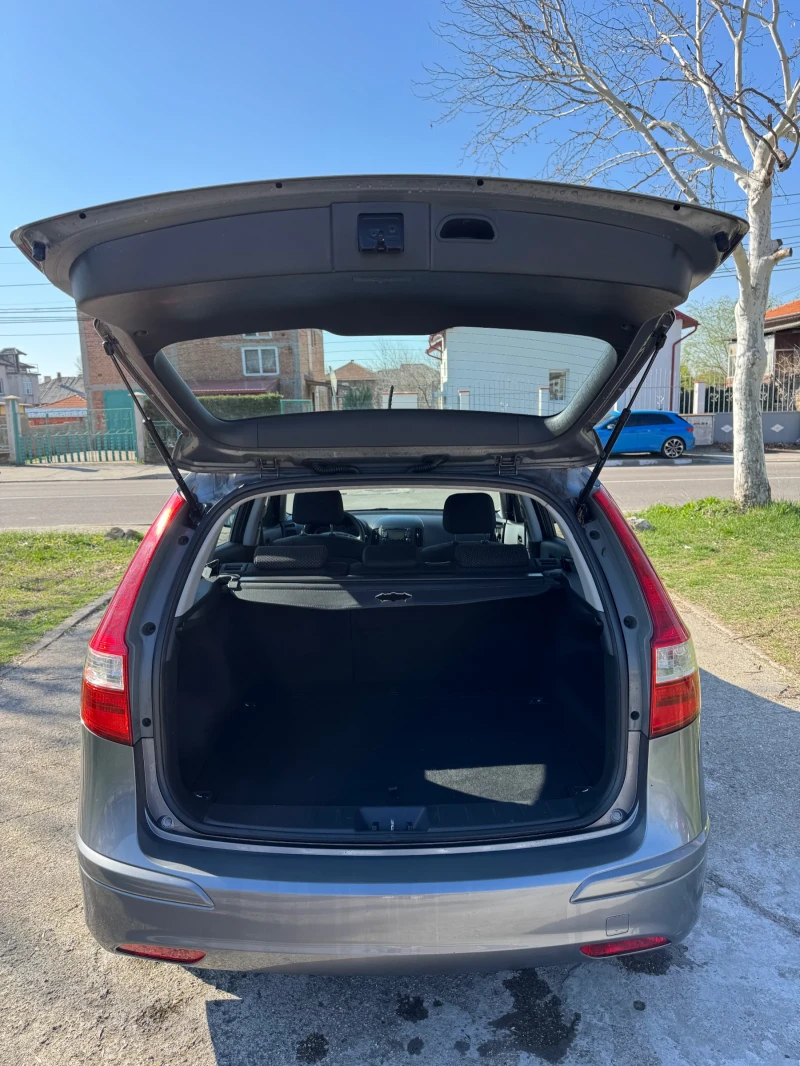 Hyundai I30 1.6 DIESEL AUSTRIA, снимка 16 - Автомобили и джипове - 49943348