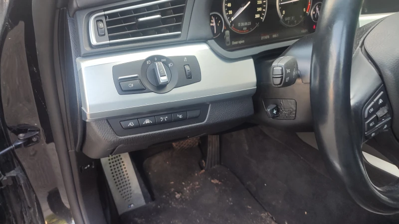 BMW 750 d Xdrive, снимка 9 - Автомобили и джипове - 53194244