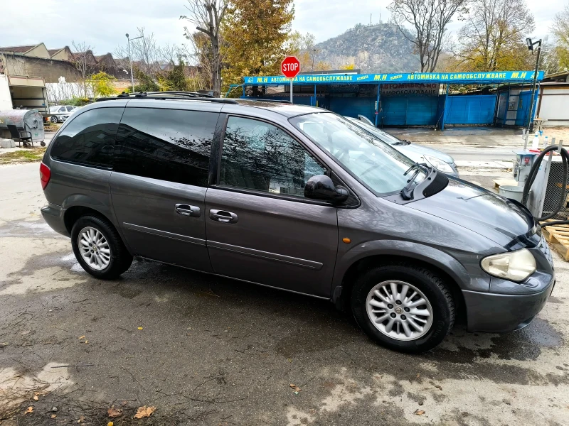 Chrysler Voyager, снимка 9 - Автомобили и джипове - 52457500
