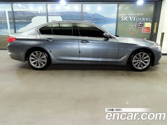 BMW 520, снимка 3 - Автомобили и джипове - 56077756