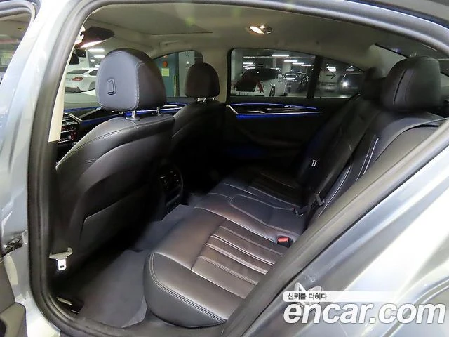 BMW 520, снимка 7 - Автомобили и джипове - 56077756