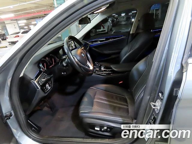 BMW 520, снимка 6 - Автомобили и джипове - 56077756