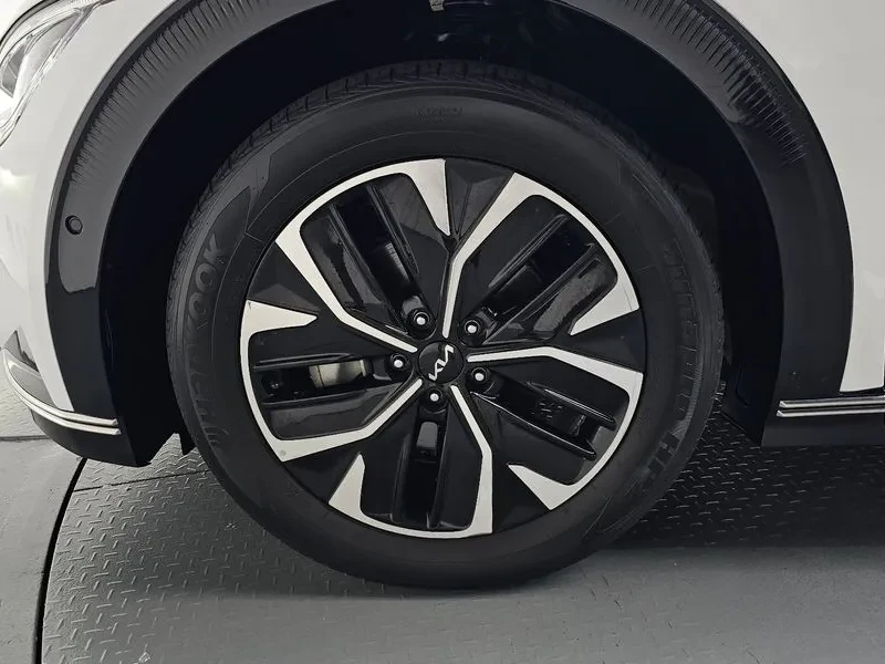 Kia EV6  Long Range 4Wd Earth, снимка 5 - Автомобили и джипове - 56682719