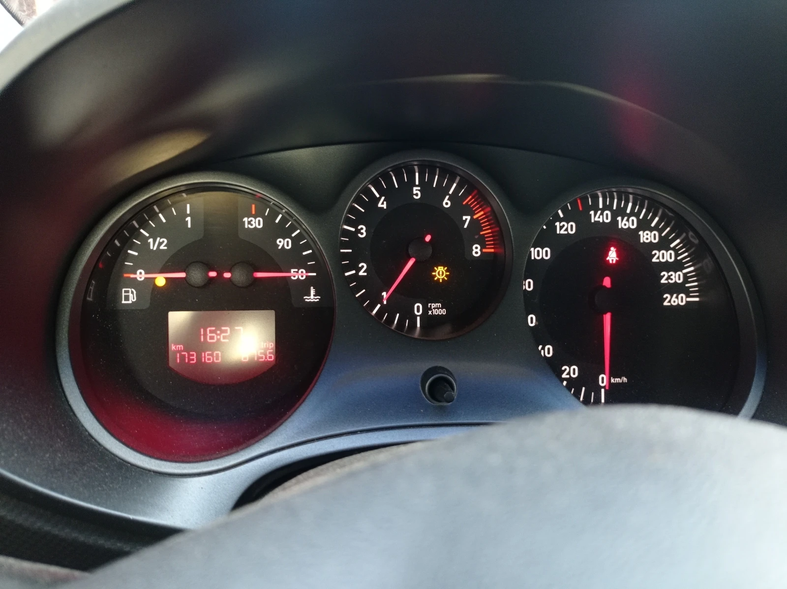 Seat Leon 1.8Tfsi, снимка 14 - Автомобили и джипове - 53537951