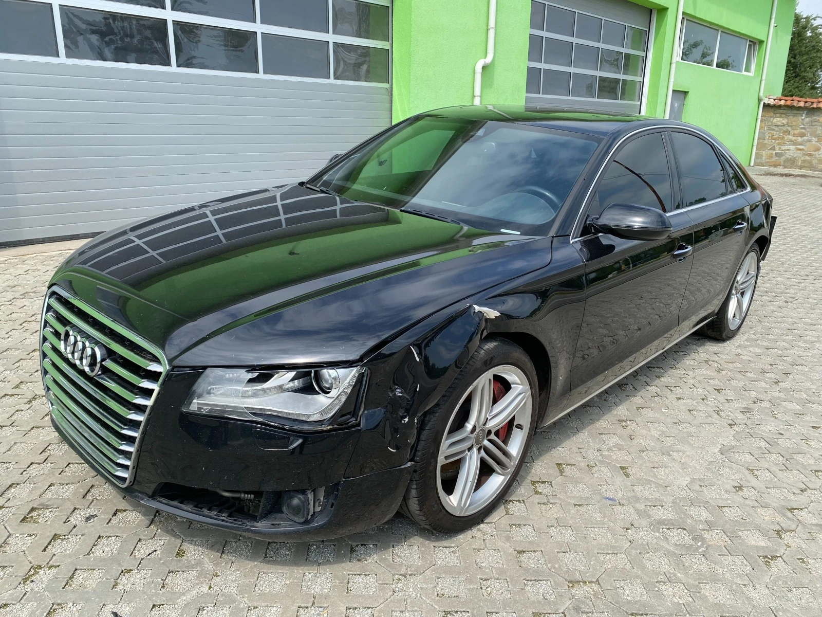 Audi A8 4.2FSI  - [1] 