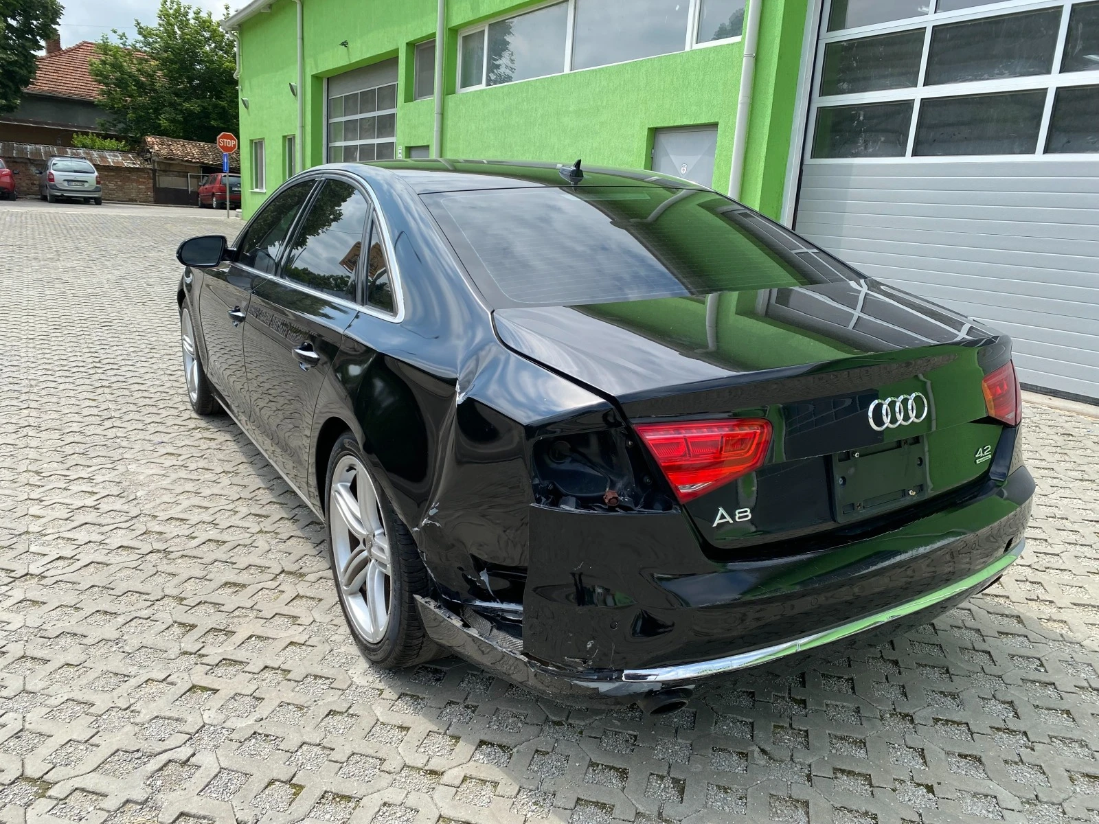 Audi A8 4.2FSI  - изображение 3