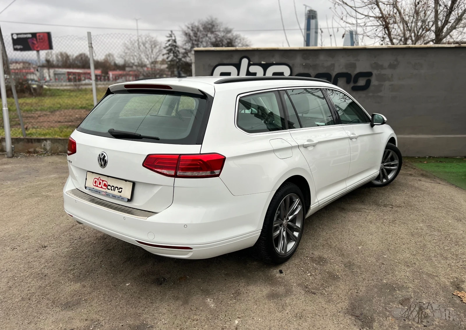 VW Passat 2.0TDI DSG Euro6C - изображение 4