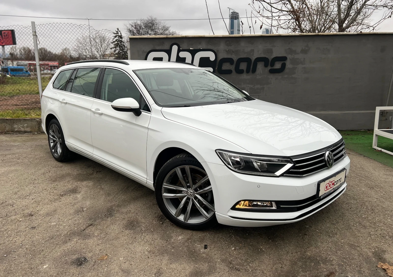 VW Passat 2.0TDI DSG Euro6C - изображение 2