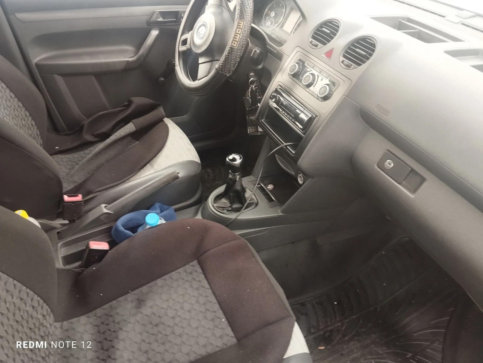 VW Caddy 1.6TDI Klima Спешно - изображение 4