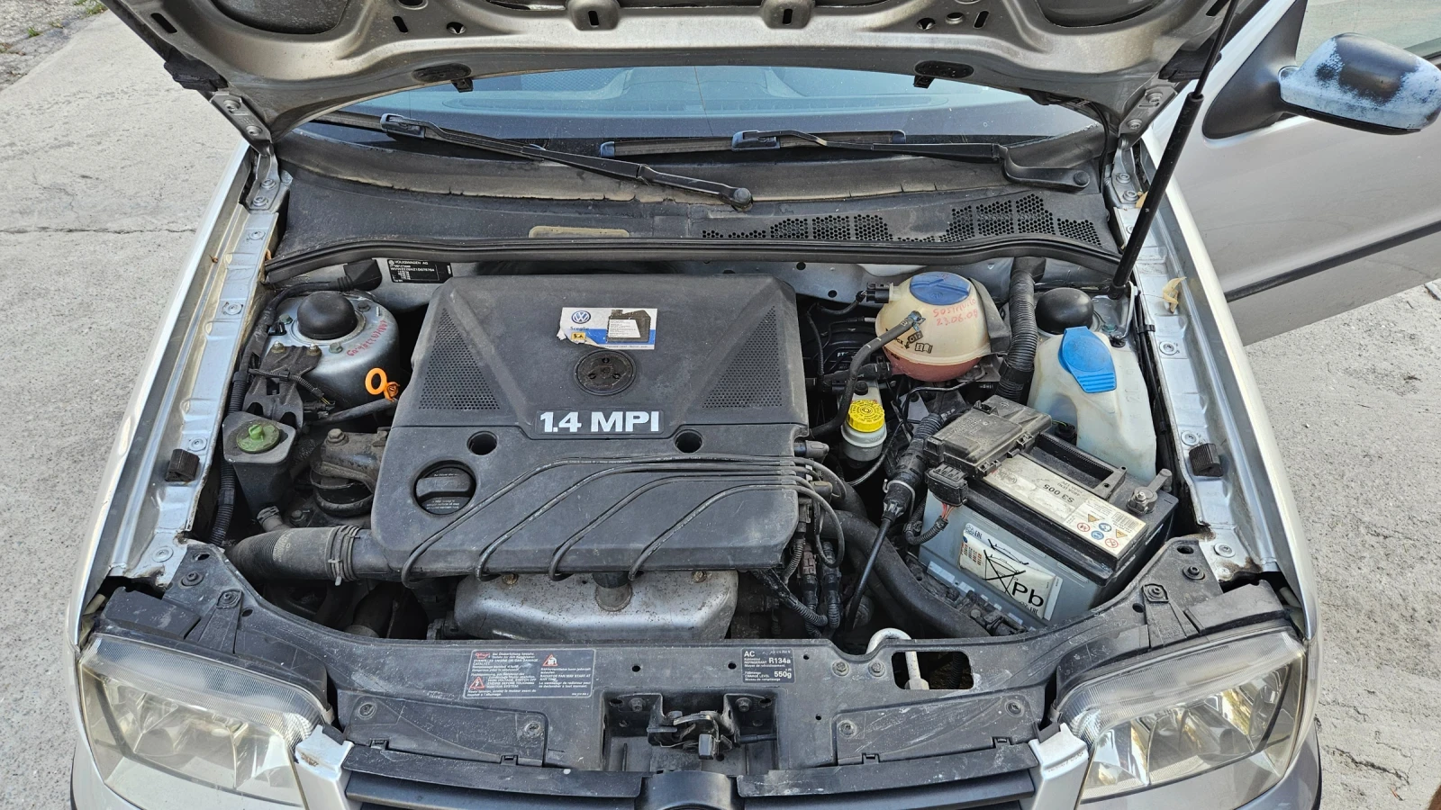 VW Polo 1.4 MPi - изображение 8