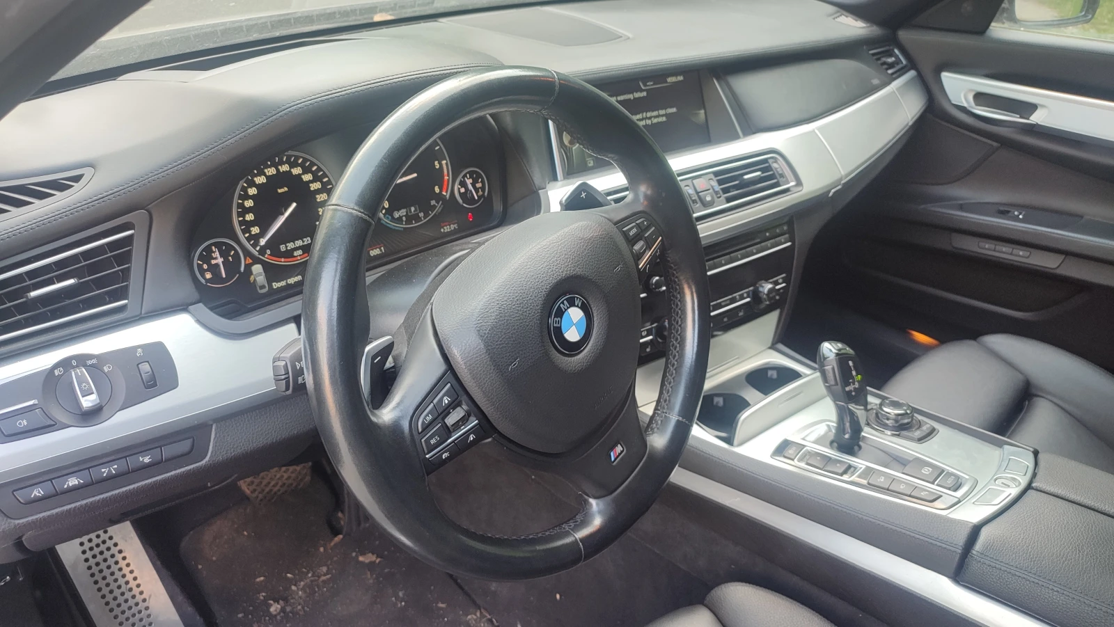 BMW 750 d Xdrive - изображение 7