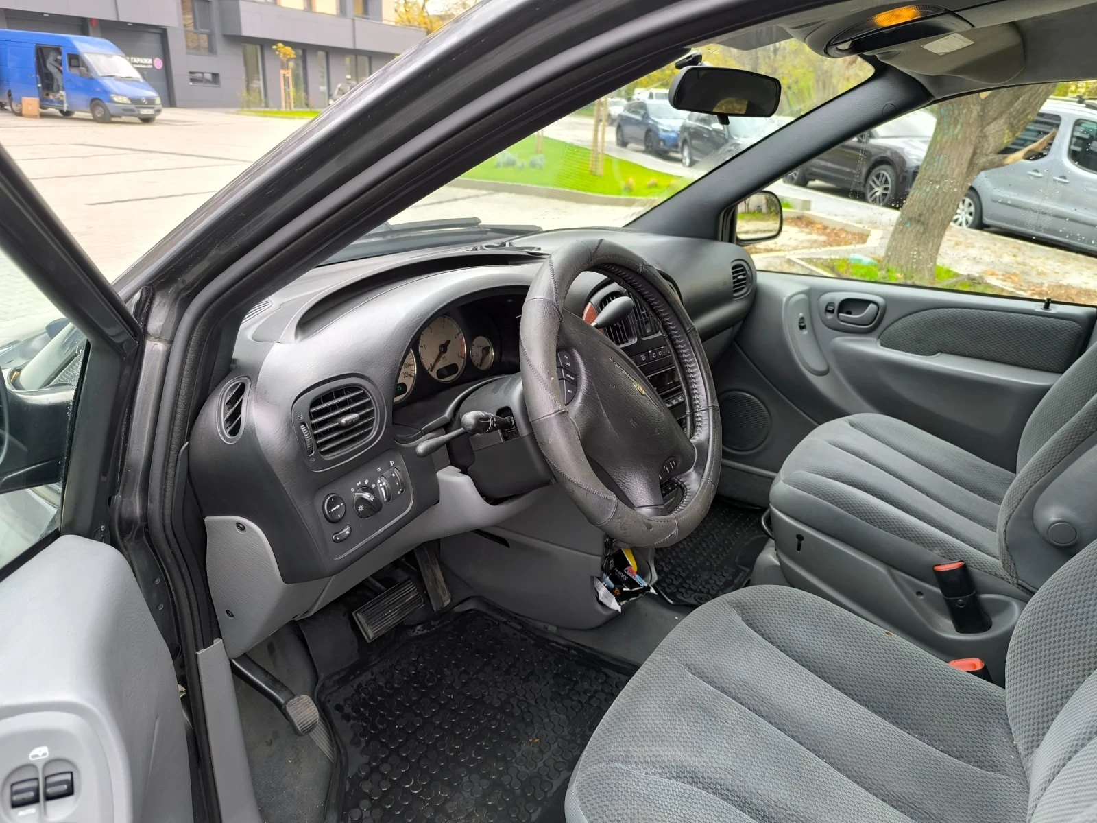 Chrysler Voyager  - изображение 7