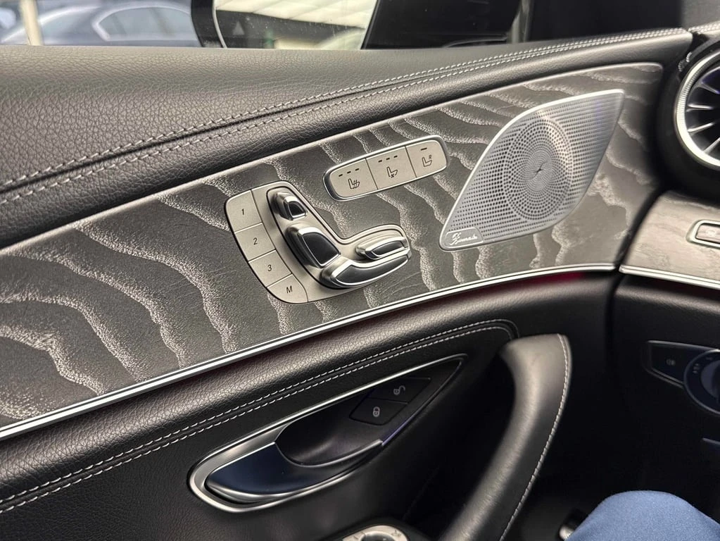 Mercedes-Benz CLS AMG 53  CARFAX | Mobile.bg   11